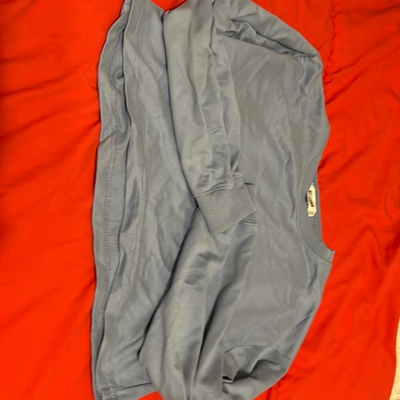 Cried long sleeve - Picture 1 of 1